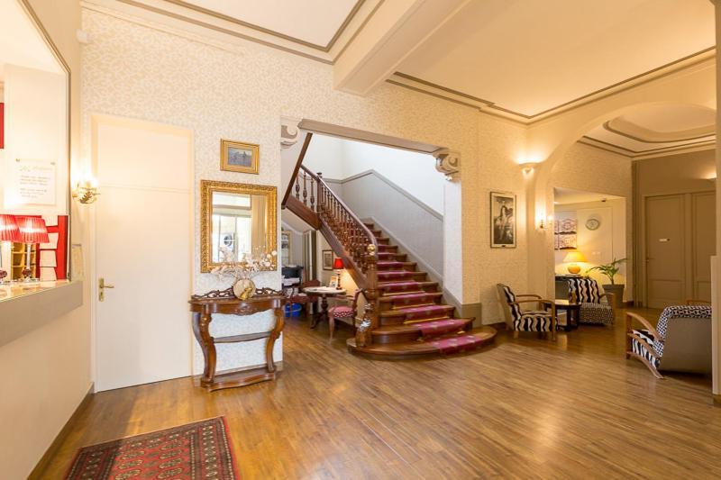 Citotel Le Regina Bordeaux Gare Saint-Jean Екстериор снимка